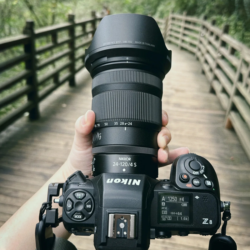 Nikon Z 24-120mm F/4S Full-Frame Travel and Landscape Mirrorless Lens, One Lens for All Adventures, Z Mount