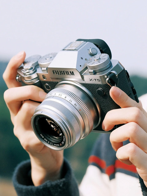 Fujifilm X-T5 literary retro flagship five-axis anti-shake 4K high-definition mirrorless digital camera xt5