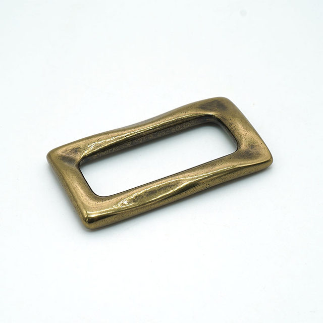 ອຸປະກອນເສີມຮາດແວກະເປົ໋າ, buckle ສີ່ຫຼ່ຽມມົນສະຫມໍ່າສະເຫມີ, buckle ປາກໂລຫະປະສົມສັງກະສີ, buckle ປັບຍ້າຍໄດ້, plated ກັບ retro bronze ສີ