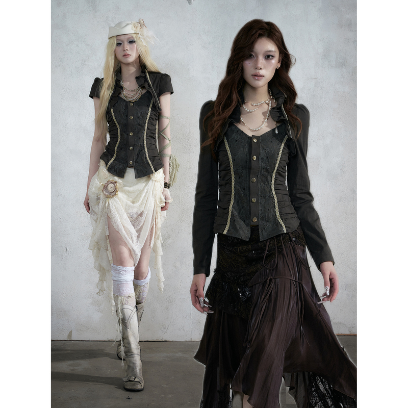 No Romance Medieval Court Heavy-Duty Faux Two-Piece Lace Patchwork Ruched Waist Short-Sleeve Shirt No Romance Medieval Court Heavy-Duty Faux Two-Piece Lace Patchwork Ruched Waist Short-Sleeve Shirt