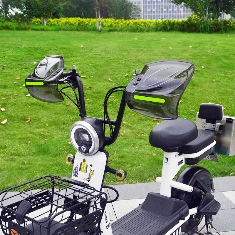 Simple battery car handle without rearview mirror electric bicyclist handle windshield windshield