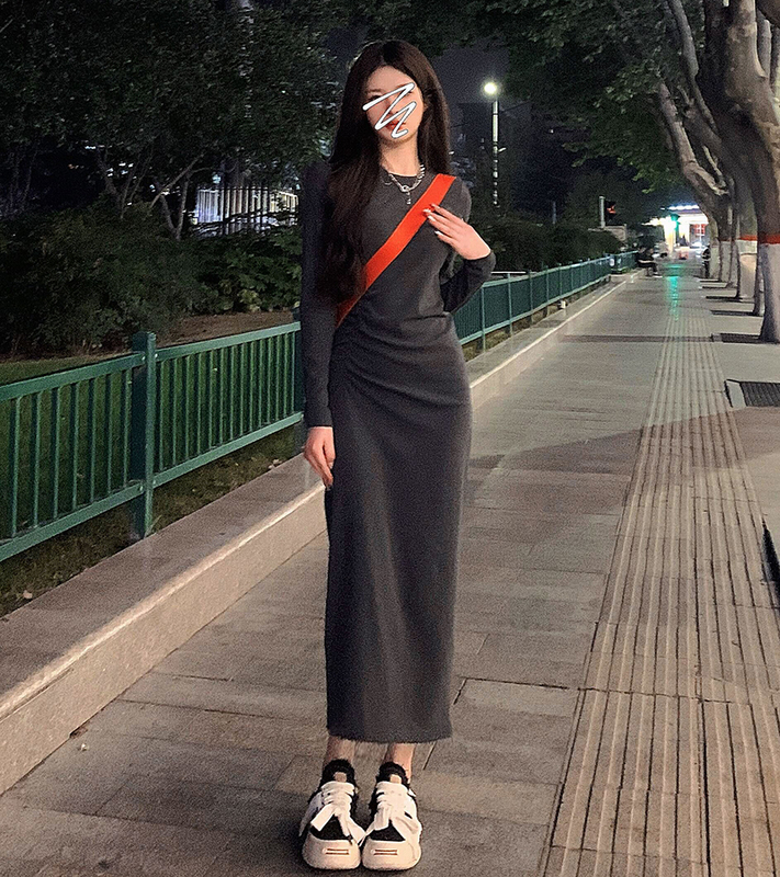 Tall Women's Long Style Elegant and Sophisticated French-Style Waist-Cinching Pleated Casual Inner Layering T-Shirt Dress for Women in Spring and Autumn
