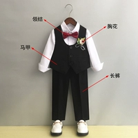 Черный жилет, штаны, галстук-бабочка