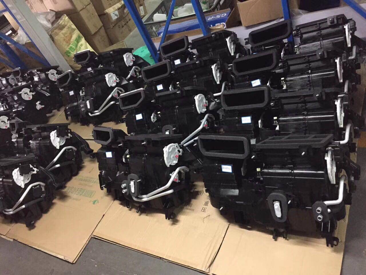 Sky-language Rain Swallow Vitrila Enlighters Warm Air Blower Assembly Blowers Air Conditioning Tank Cold Wind Box Evaporation Box