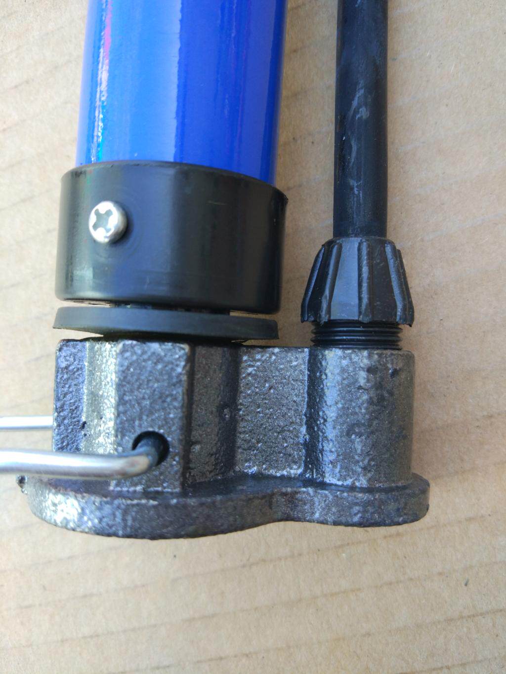 Pompe à vélo - Ref 2389731 Image 10