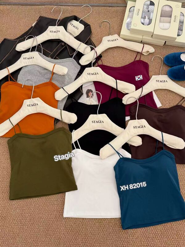 St Order Style Camisole with Built-In Bra Pads, Integrated Base Layer, Thin Shoulder Straps, Beautiful Back Design, Inner Wear Tank Top, New Autumn Style for Outerwear St Order Style Camisole with Built-In Bra Pads, Integrated Base Layer, Thin Shoulder Straps, Beautiful Back Design, Inner Wear Tank Top, New Autumn Style for Outerwear