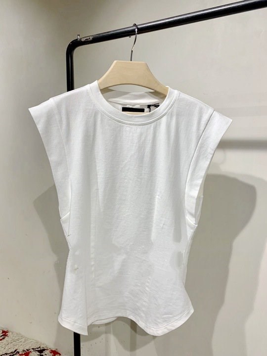 Small crowddesign 2022 spring and summer new minimalist design sleeveless 100 hitch cashew cotton quality comfortable T-shirt female tide