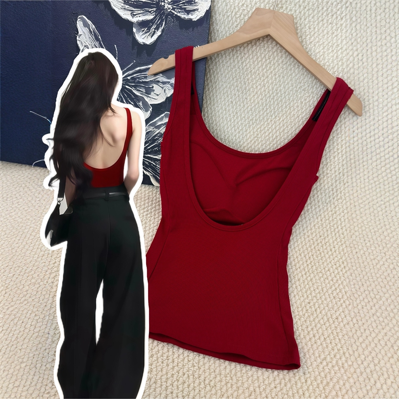 Red Really Makes You Look Fairer! the Backless Design Is Really Authoritative! It Makes You Look Slimmer and Reveals a Bit of Skin, Very Hot! Red Really Makes You Look Fairer! the Backless Design Is Really Authoritative! It Makes You Look Slimmer and Reveals a Bit of Skin, Very Hot!