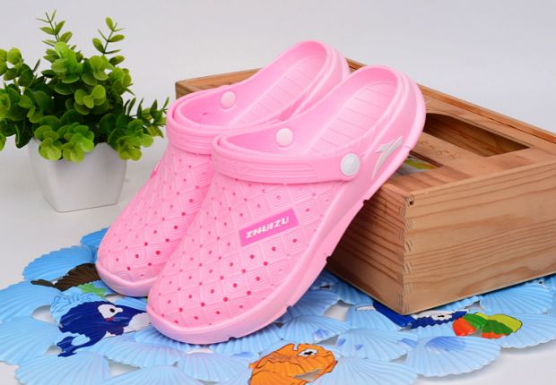 Xu hướng mùa hè đi dép sandal giày nam đôi chống trượt mềm mại một đôi giày sandal sân vườn Baotou giày đi biển giày converse nam