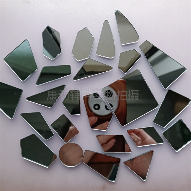 Factory Direct Sales Mixed and Matched Glue-Free, Non-Porous, Irregular Triangular Silver Acrylic Mirror Sequins Reflective Sheets Factory Direct Sales Mixed and Matched Glue-Free, Non-Porous, Irregular Triangular Silver Acrylic Mirror Sequins Reflective Sheets