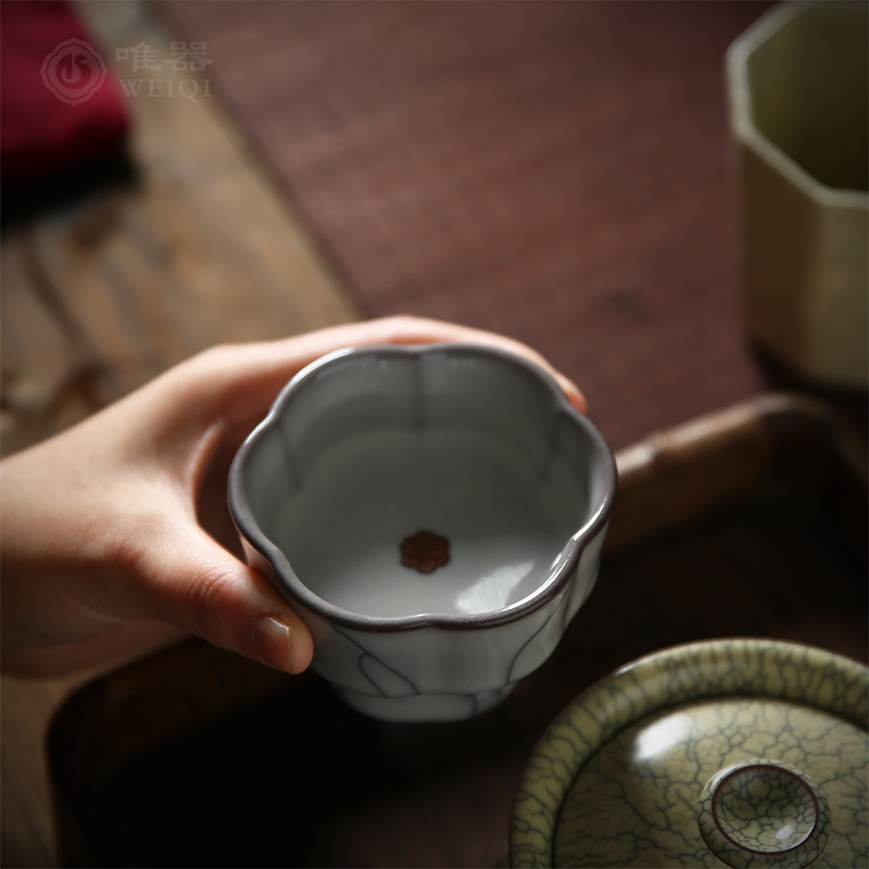 Green porcelain qigong fu tea cup Wu Junquan Artisanal Gov Kiln Iron Fetal High Foot Tea Drink Cup Pu'er Cup