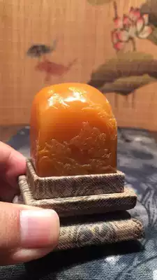 Fujian Shoushan Ishida Yellowstone thin carving bas-relief three immortals drunk decoration Enjoy it Pixiu lucky treasure