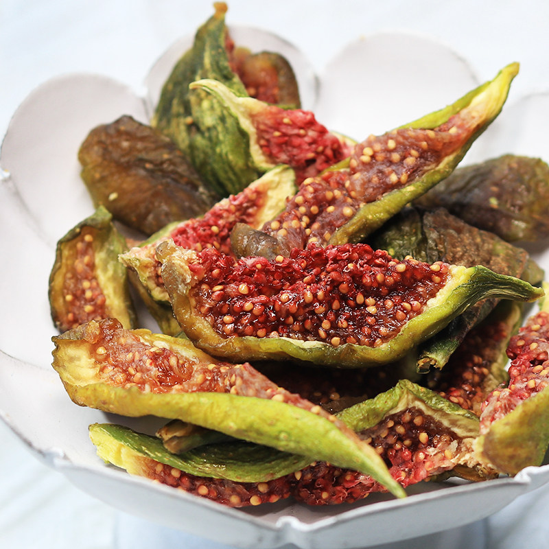Dried figs Balaunae no added green peel ready-to-eat natural healthy preserved fruit snacks sweet dried fruit soft glutinous