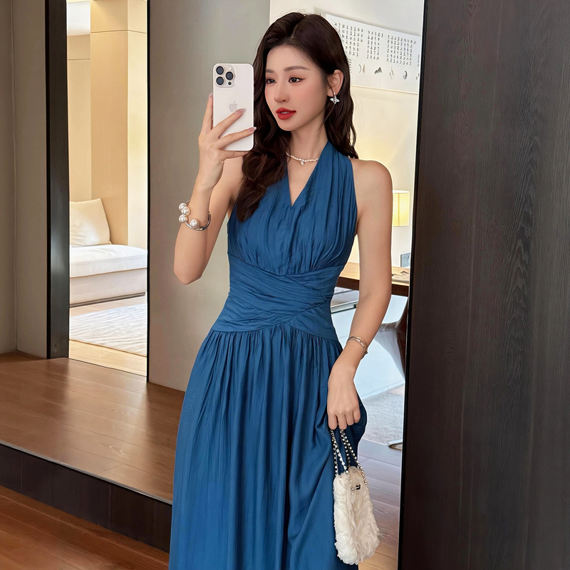 French-Style V-Neck Sleeveless Dress for Women, Summer Pink, Waist-Cinching, Slimming, Hepburn-Style Long Dress