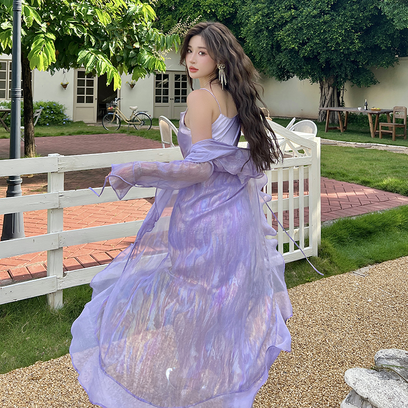 Purple Gentle and Complexion-Enhancing Spaghetti Strap Dress, Slim-Fitting and Flattering, Acetate Satin French-Style High-End Elegant Inner Dress Purple Gentle and Complexion-Enhancing Spaghetti Strap Dress, Slim-Fitting and Flattering, Acetate Satin French-Style High-End Elegant Inner Dress