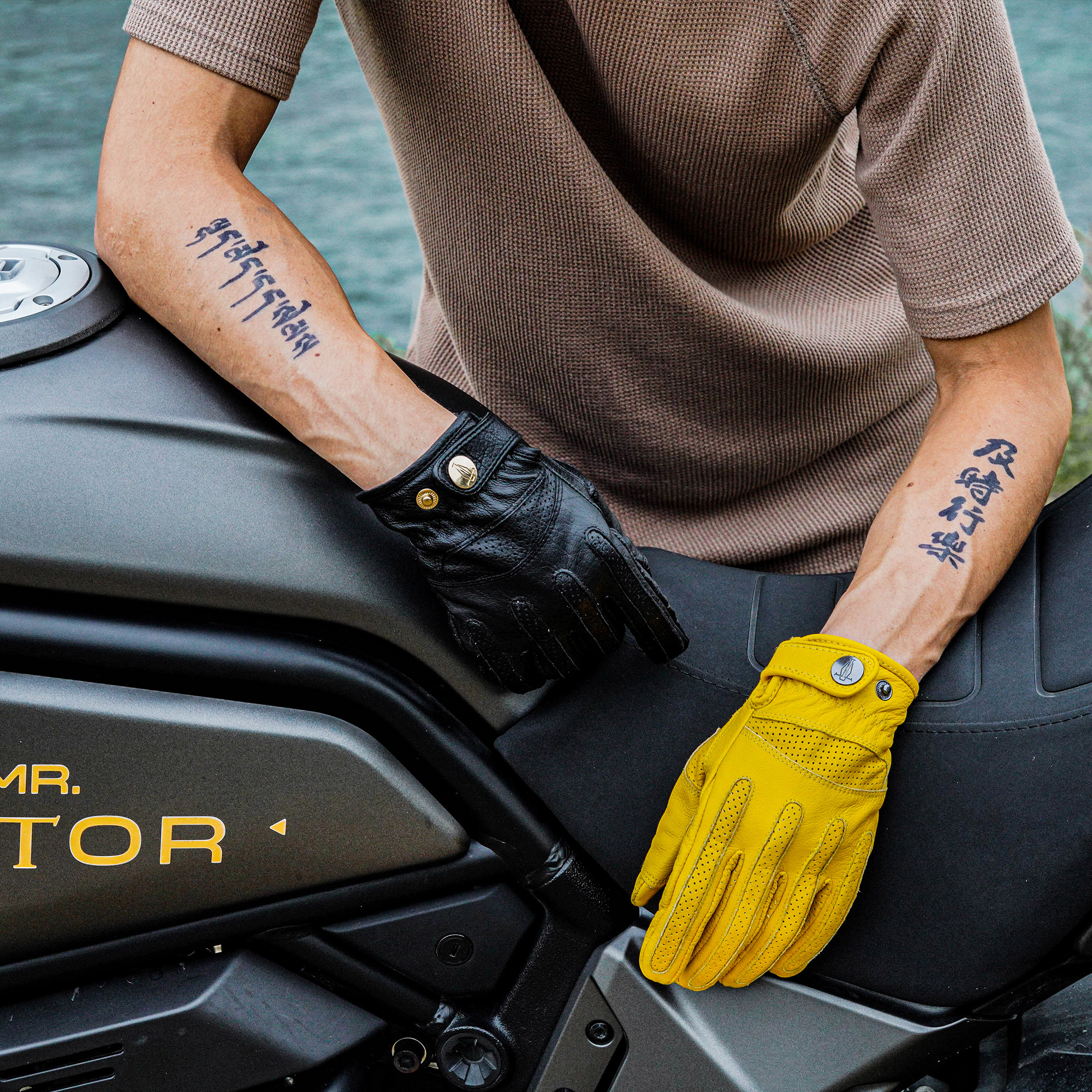 Retro Plus Suede Gloves Locomotive Riding Autumn Winter Motorcycle Bull Leather Genuine Leather Warm (Hyun separated) MR MOTOR-Taobao