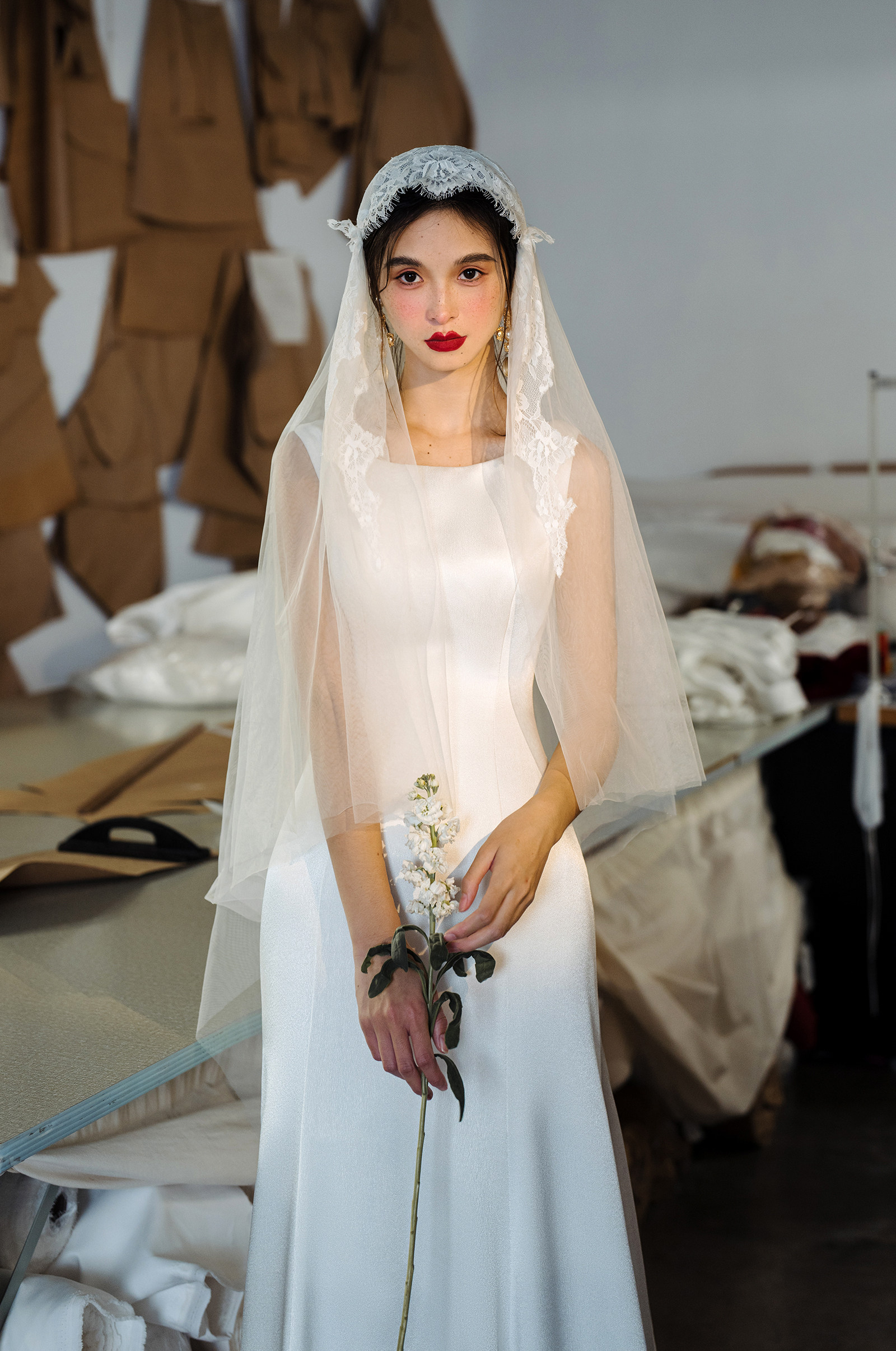 Элегантное белое свадебное платье для невесты, длинная юбка, французский стиль, крой «рыбий хвост», с открытой спиной, открытые плечи 