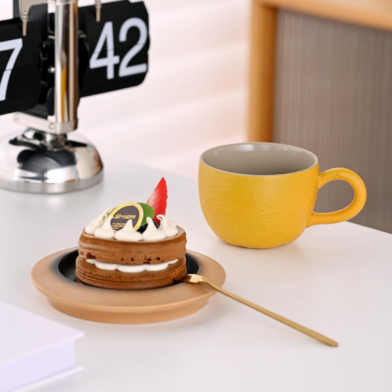 Retro Ceramic Mug, Large-Capacity Coffee Cup and Saucer Set, Ceramic Mug, High-Looking Water Cup, Good Luck and Good Fortune
