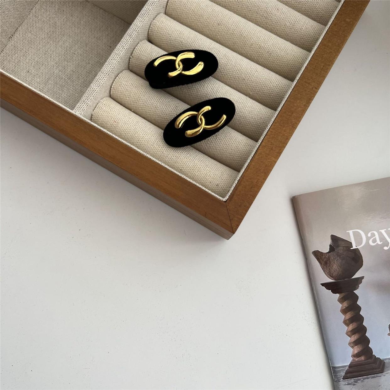 images 0:Hairpin duck mouth pinch female spring and summer velvet pairs 2023 metal letter hairpin side pin with Liu Hai pin hair jewelry