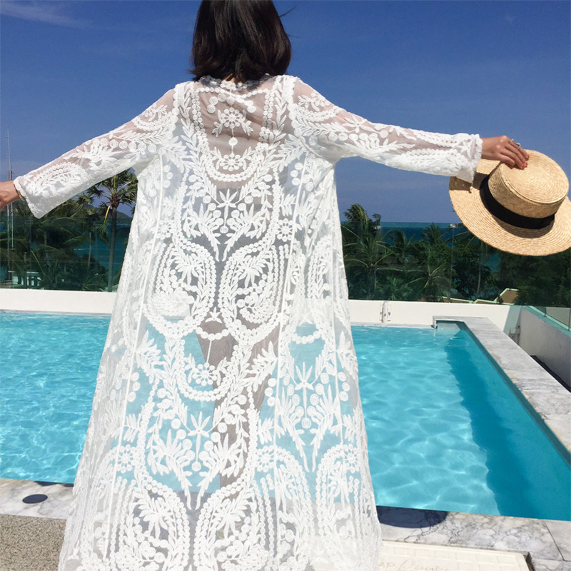 Sunscreen clothing Women's embroidered shawl thin coat vacation seaside beach sunscreen clothing Women's medium and long version lace swimsuit cardigan