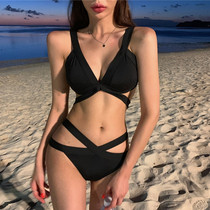 New bikini swimsuit ins Wind sexy three-point black chest gathered thin bandage hot spring swimsuit