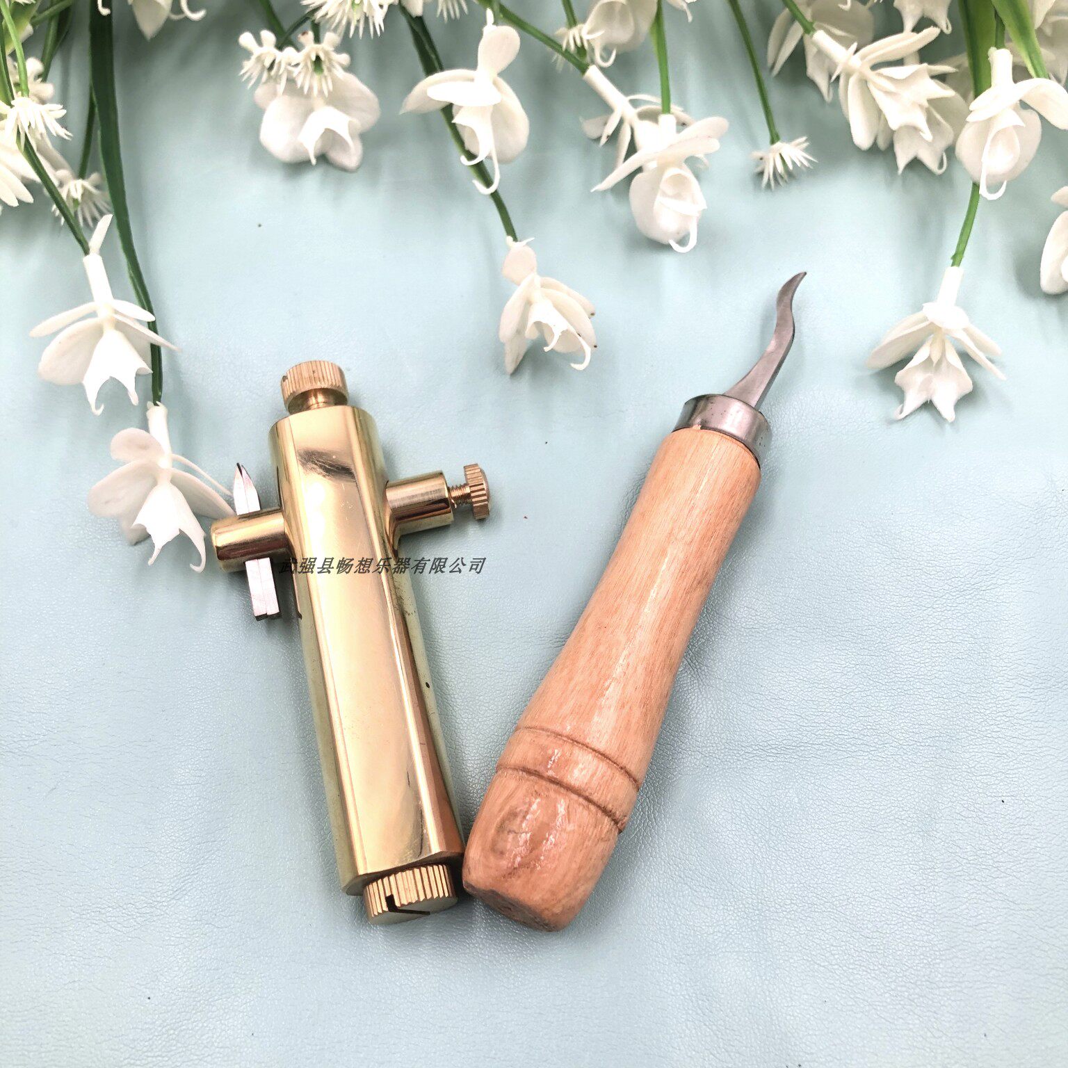 Violin making tools Wire cutters and wire cutters Violin making tools