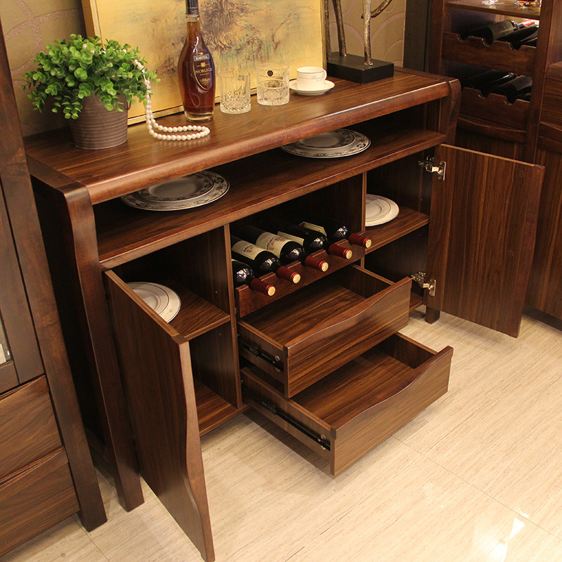 ŷ������ŷ�ִ��ں����ڽ�ľɫ�ͱ߹����c9301