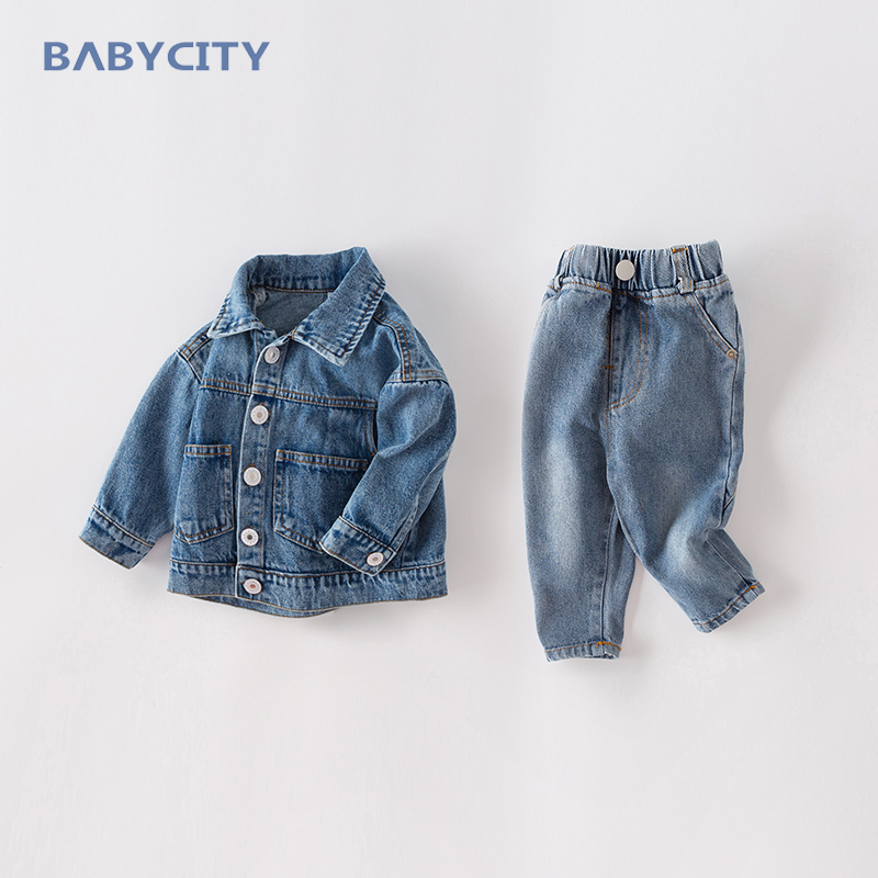 Boys autumn suit 1 a 2-year-old baby Yangqi 2021 new denim two-piece set of children's spring and autumn jeans