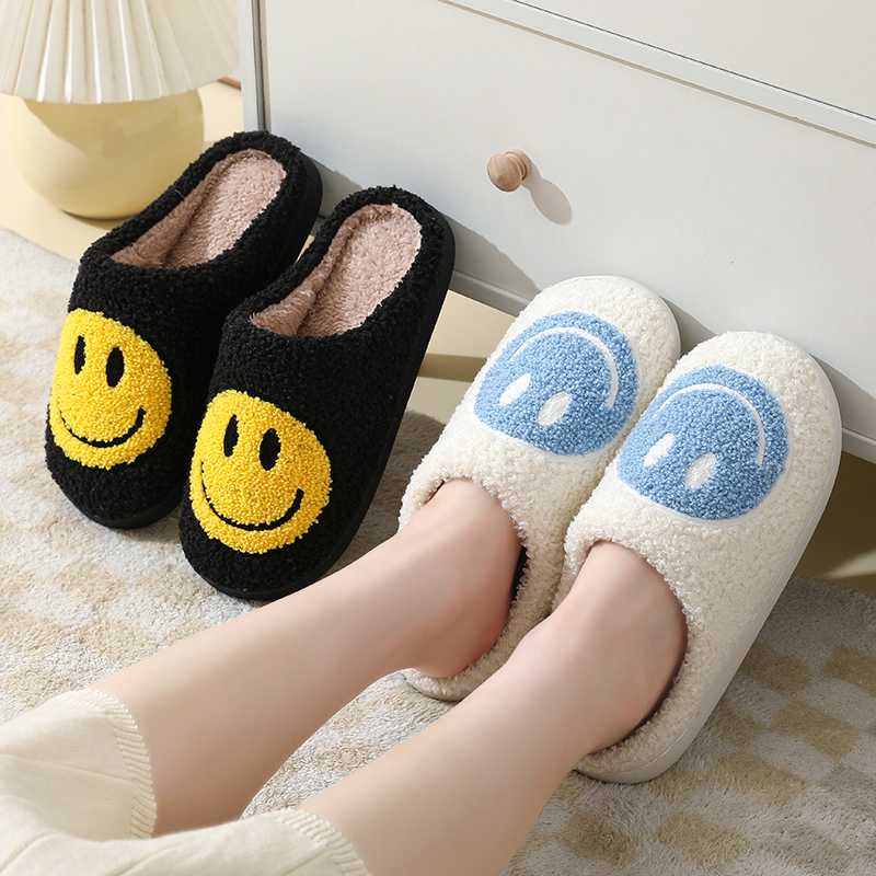 New Korean Style Smiley Face Autumn and Winter Cotton Slippers for Men and Women, Cute Thick-Soled Cartoon Non-Slip Slippers for Home and Indoor Use New Korean Style Smiley Face Autumn and Winter Cotton Slippers for Men and Women, Cute Thick-Soled Cartoon Non-Slip Slippers for Home and Indoor Use