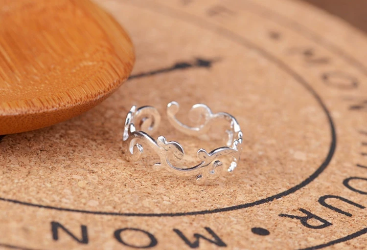 Phiên bản Hàn Quốc của nhẫn S925 sterling bạc Xiangyun nhẫn hoa rỗng Nhật Bản và Hàn Quốc tươi mới và sành điệu
