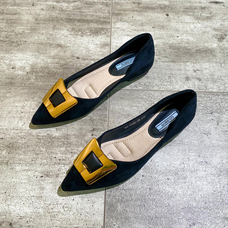 Pointed Lady Spring Autumn 100 Hitch Soft Leather Flat Bottom 2020 New Flat Heel Button Shallow Mouth Soft Bottom Comfort Woman