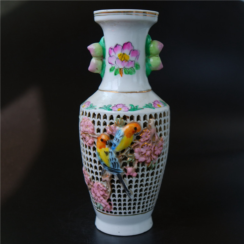 Spring = Yan 567 New Pink Pink Hollowed-out Pile Plastic Flowers Bird Bottles National porcelain Porcelain Art Collection of Porcelain Art Collection