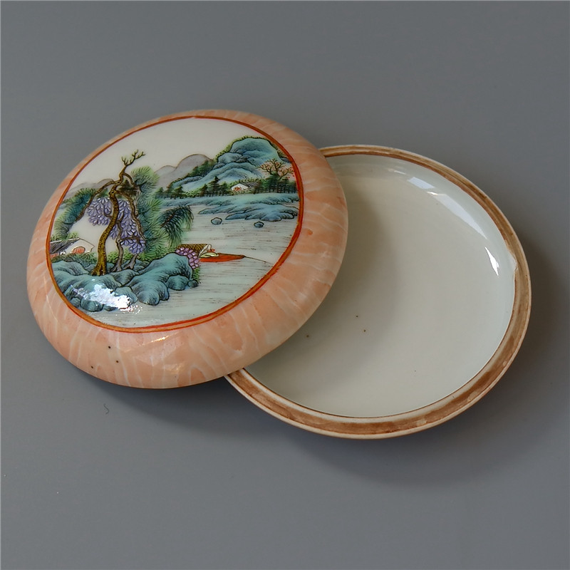 春=美清中晚期乾隆年制款粉彩印泥盒瓷盘艺术品收藏