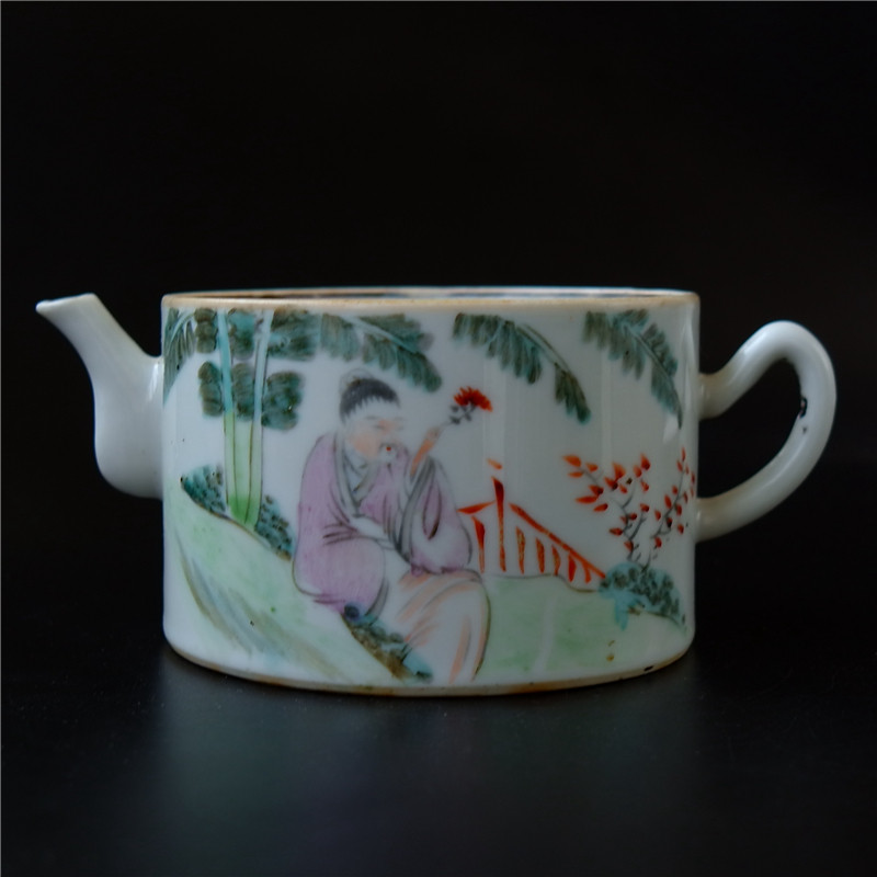 Mandarin = Gin Light Magenta Figure High Petty Pot Porcelain ceramic Porcelain Art Collection