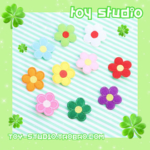 Japanese creative Harajuku flower embroidery brooch girl heart cute Korean Joker clothes schoolbag decoration pin