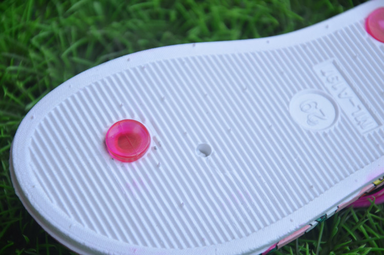 Pantoufles enfants en autre pour été - semelle caoutchouc - Ref 986235 Image 10