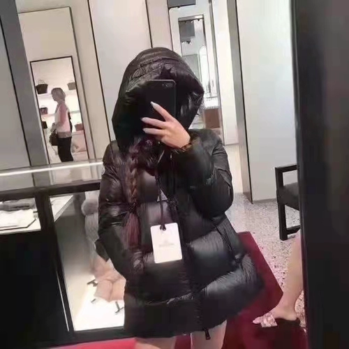Moncler Mengkou Germany покупает настоящие дамы короткие куртки