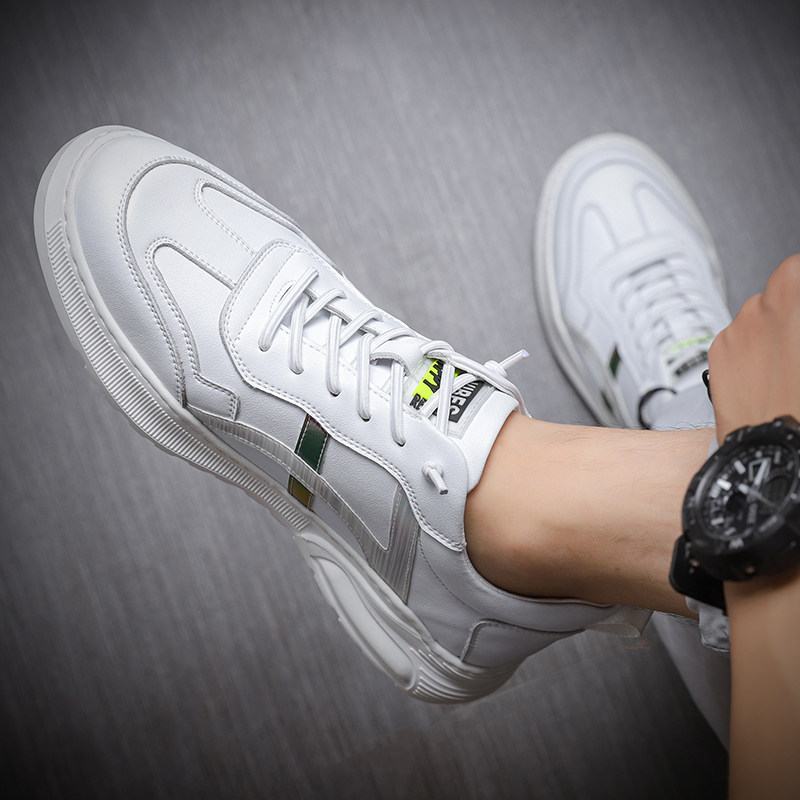 Male Shoes Summer Breathable White Casual Shoes Sneakers Soft Bottom Soft Face Breaking Code Special Price Clear Cabin Men's Shoes Summer