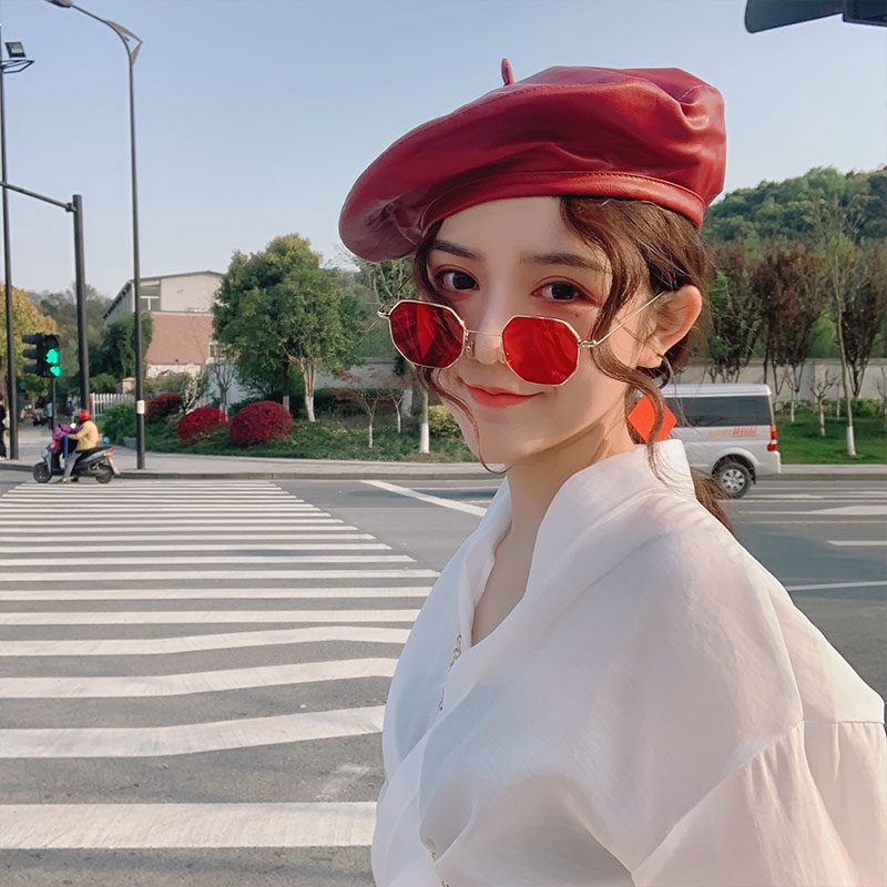 Sunglasses female Han version Chaonets Red Red Street Beats 2021 New Internet Red Street Spats Sun glasses Trampoline Glasses Round Face