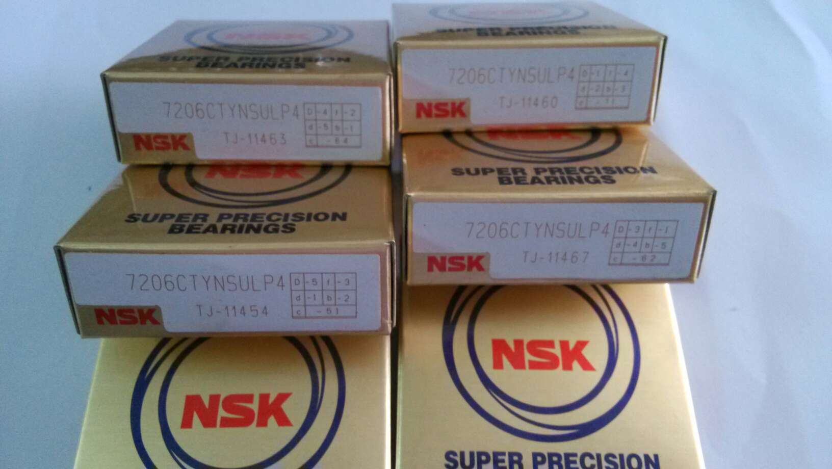 Imported NSK Angle Contact Bearing 7001CTYNDULP4 7001CTYNDBLP4 7001CTYNSULP4