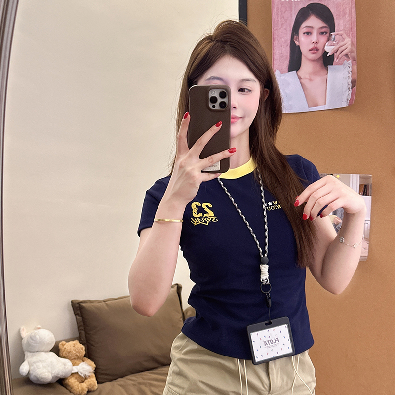 Black American Retro Right Shoulder Round Neck Short-Sleeved T-Shirt for Women Summer New Slim Fit Short Top for Girls