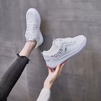 Белый фиолетовый