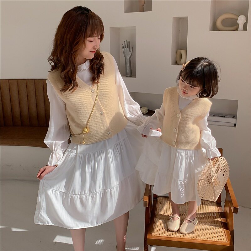 Fried Street Pro 2022 Chunqiu Marchia long sleeve white dress Two-style suit Yangtresses Mother-daughter Dress Shirt Dress