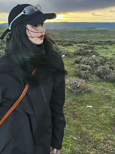 Черная дорожная демисезонная альпинистская куртка с капюшоном, в американском стиле, изысканный стиль, осенняя