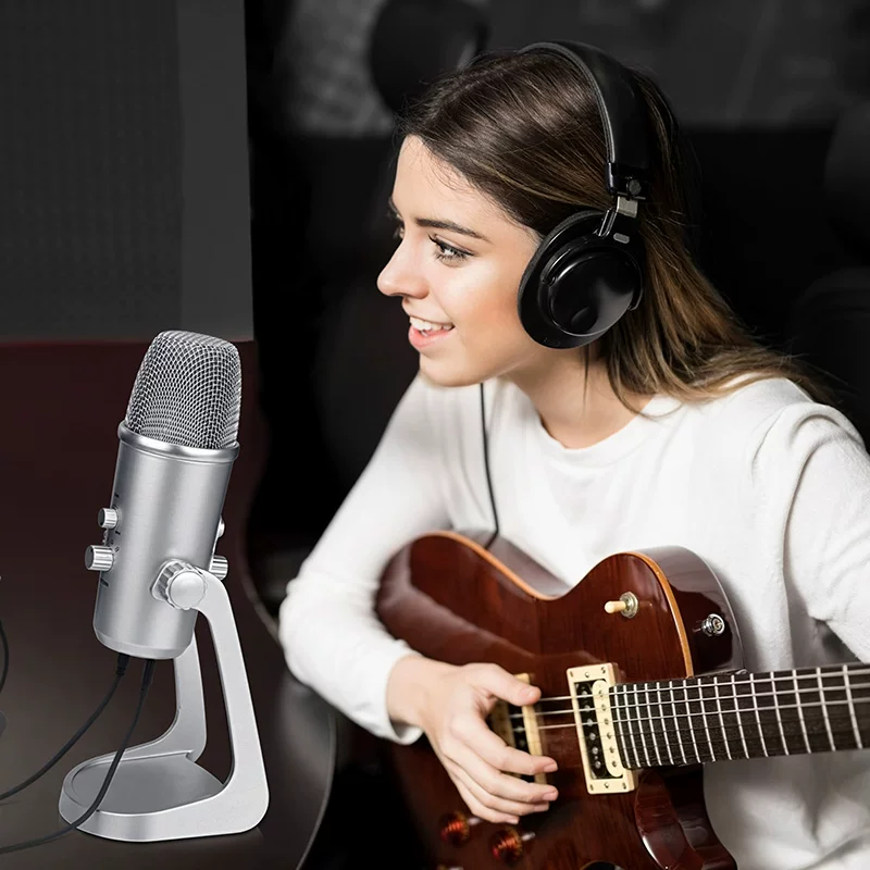 BOYA Microphone, laptop for live streaming