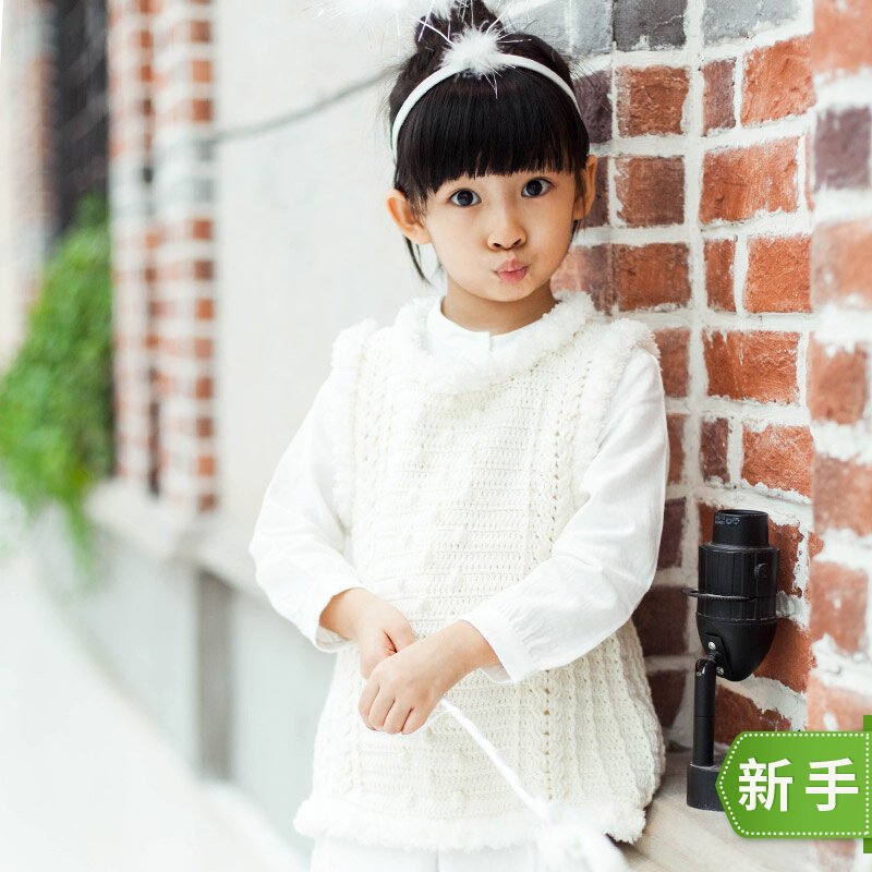 New Mommy Hands as Angel with Devil sweater Artisanal Live Diy Crochet Wool Thread Woven Homemade Material Pack Tutorial