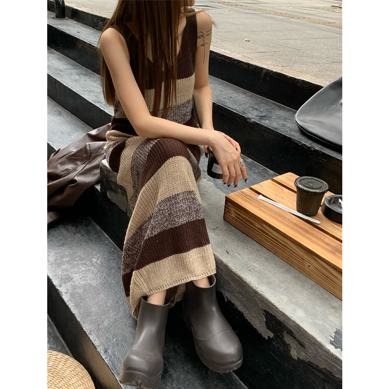 Melard Striped Knit Dress for Women, Suitable for Spring and Autumn, Paired with Leather Jacket, Sweater Dress, Lazy Drapey Feel, Inner Layer Long Dress