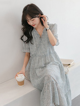 Pregnancy Woman Dress Summer Dress Han Version Ocean Gas V Collar Lacing Snow Spinning Over Knee Long Skirt Crushed Flowers Pregnant Woman With a Long Tide In Dress