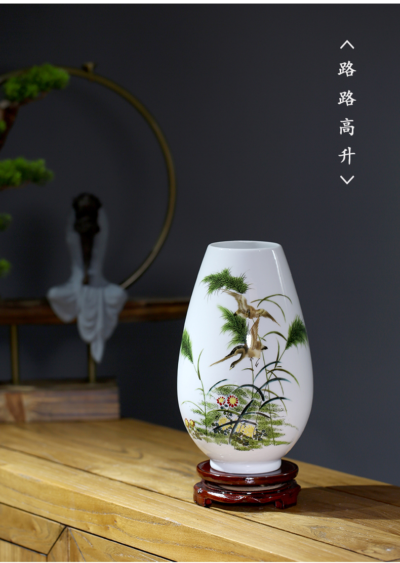 Floret bottle of jingdezhen ceramics porcelain home decoration flower arranging new Chinese style living room TV cabinet handicraft furnishing articles