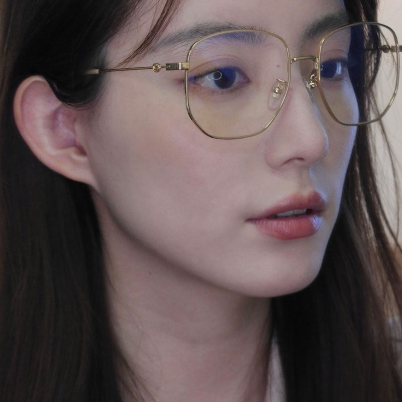 Nearsightedness Vegan Gold Silk-Eye Frames Ins Wind Large Frame Radiation Resistant Blue Light Flat Mirror Female Korean version Chaumen Net Red